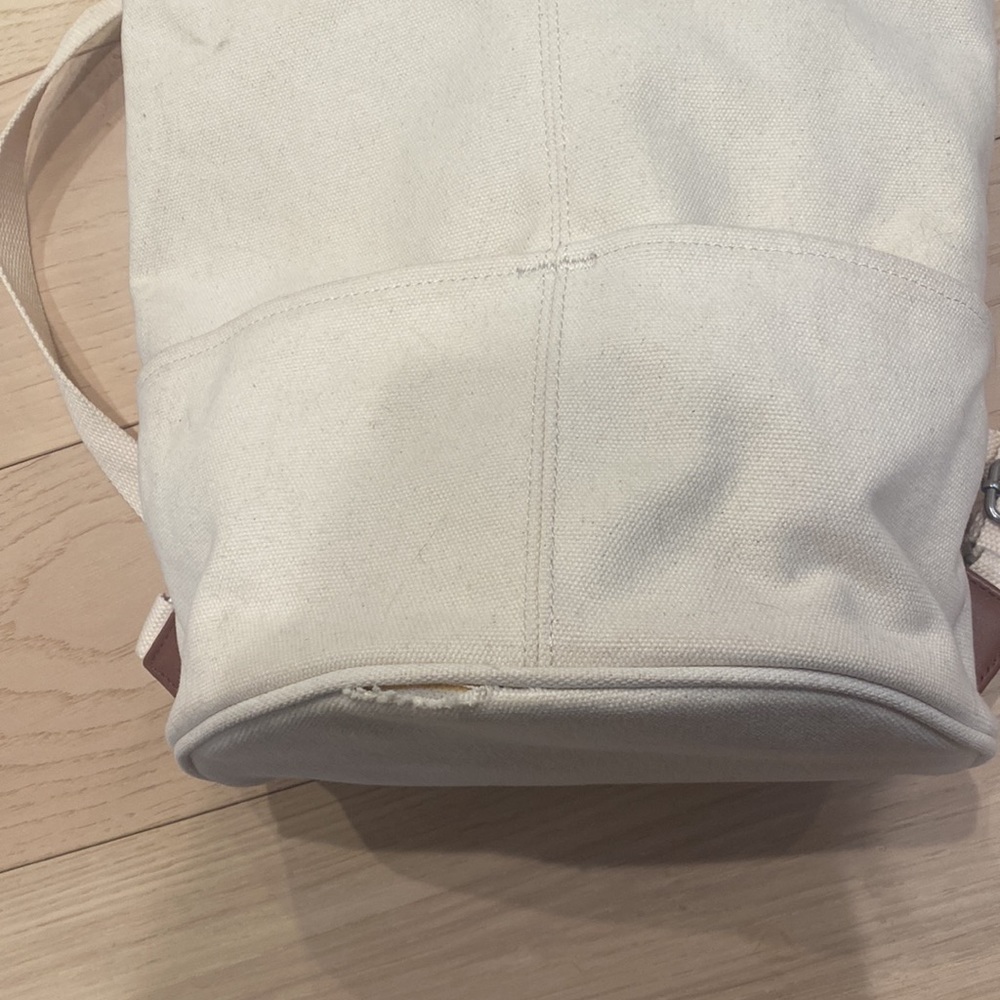 A&F Drawstring Bucket Backpack - Picture 8 of 8